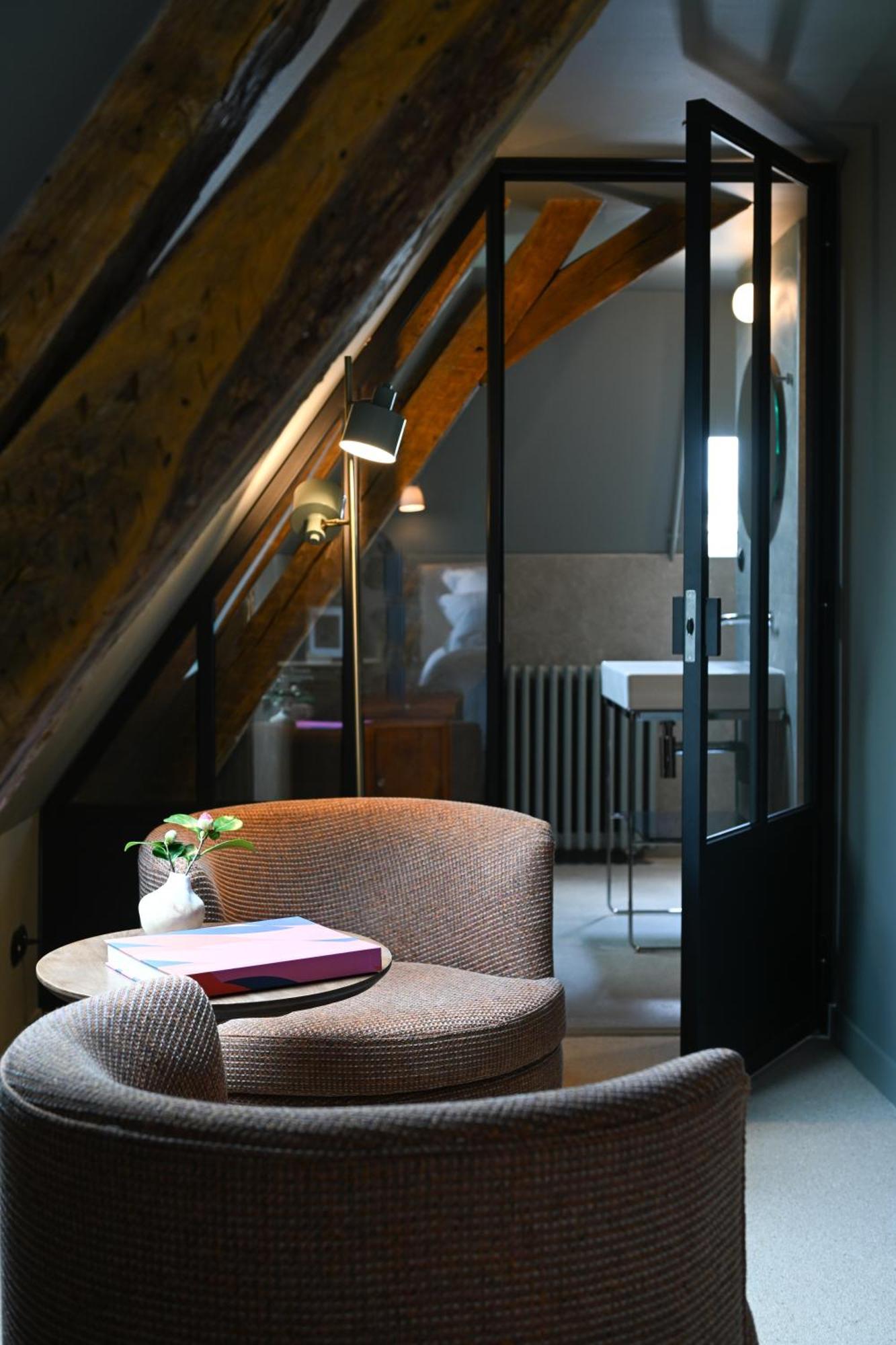 Hotel Les Pres Saint-Hilaire-le-Chatel Ngoại thất bức ảnh