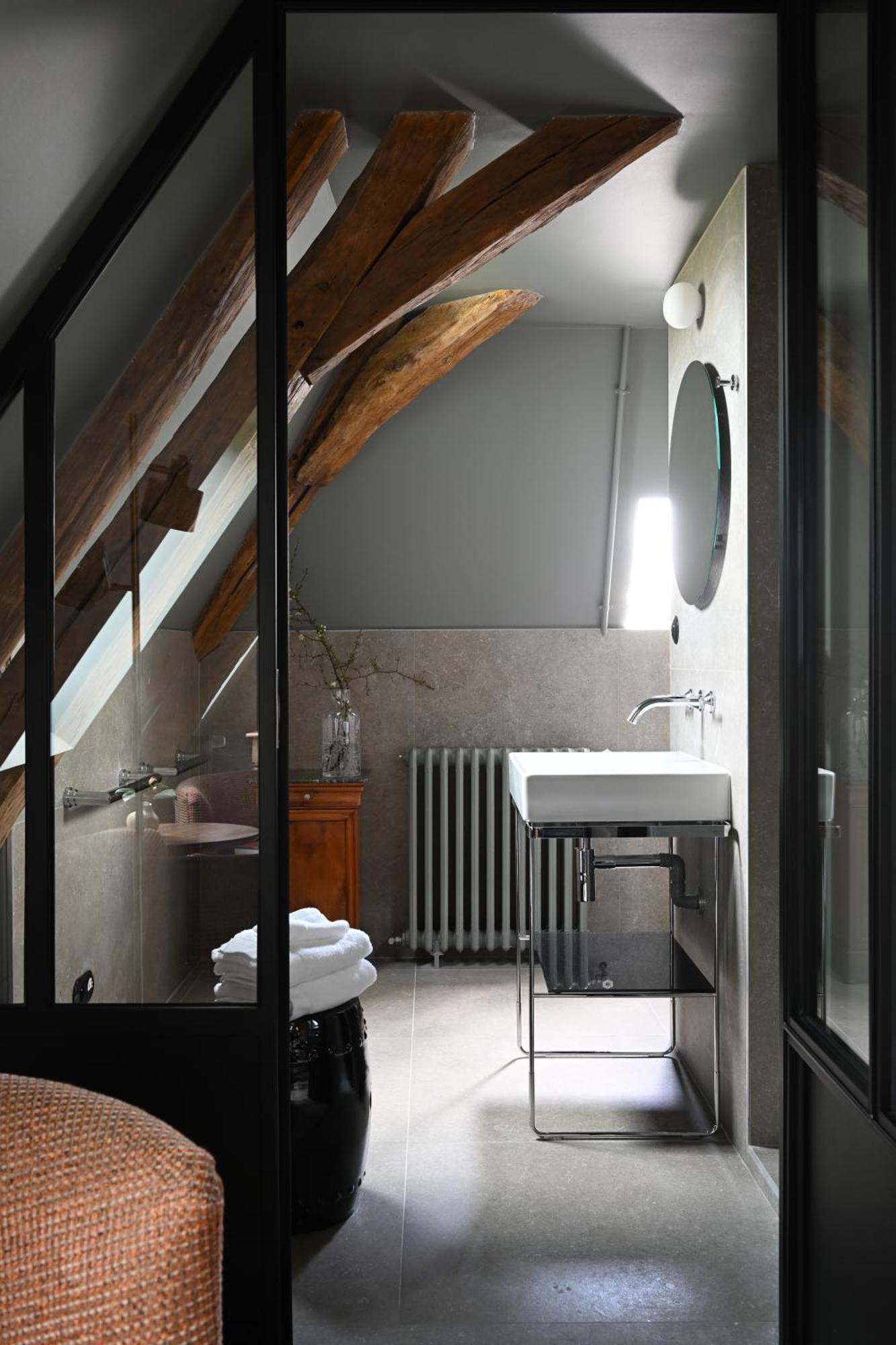 Hotel Les Pres Saint-Hilaire-le-Chatel Ngoại thất bức ảnh